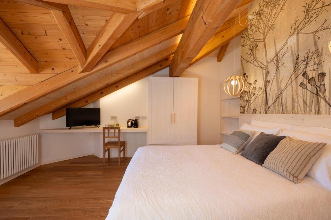 B&B Le Molinare Home Relax Varda Bagian luar foto