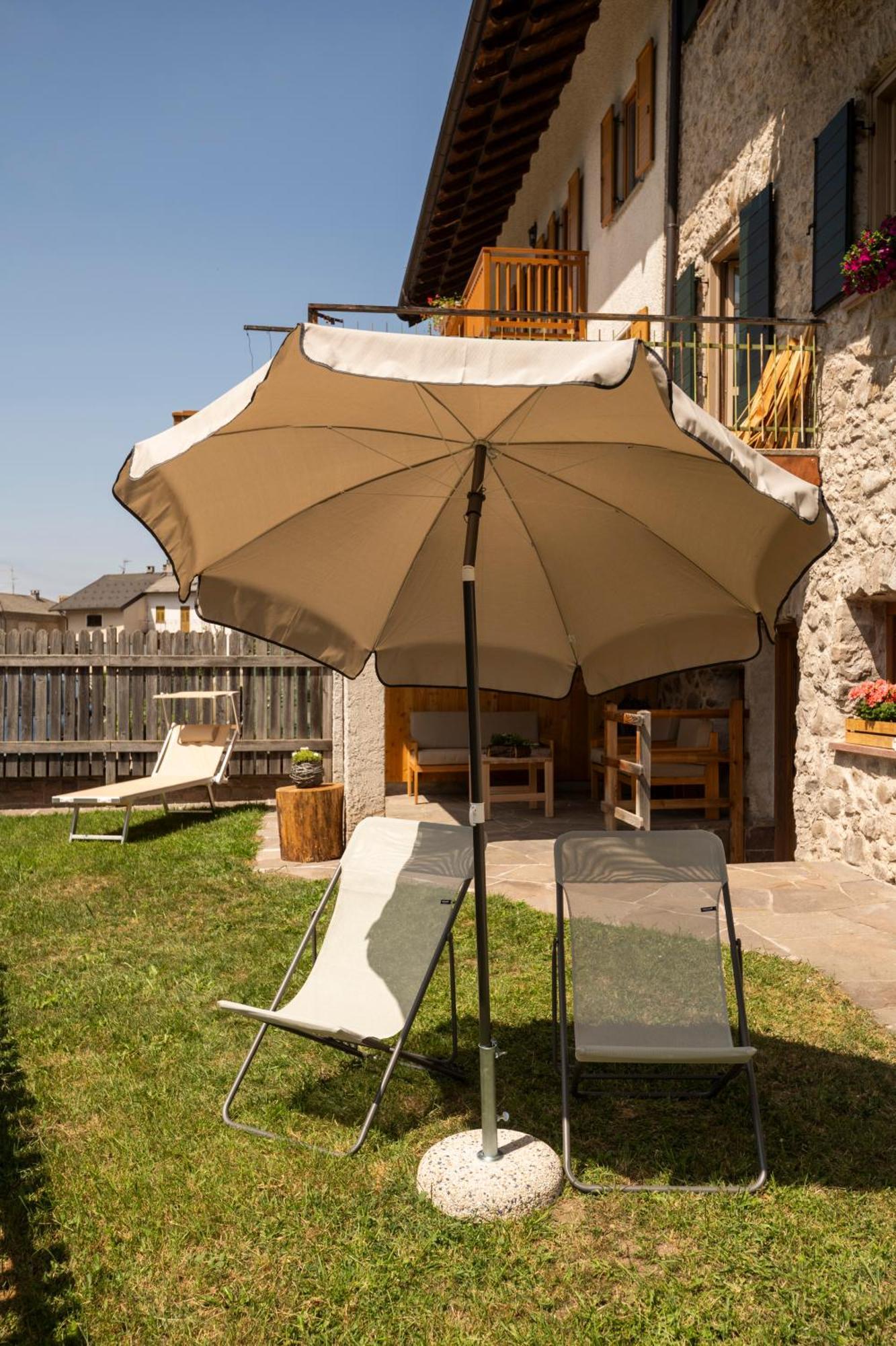 B&B Le Molinare Home Relax Varda Bagian luar foto